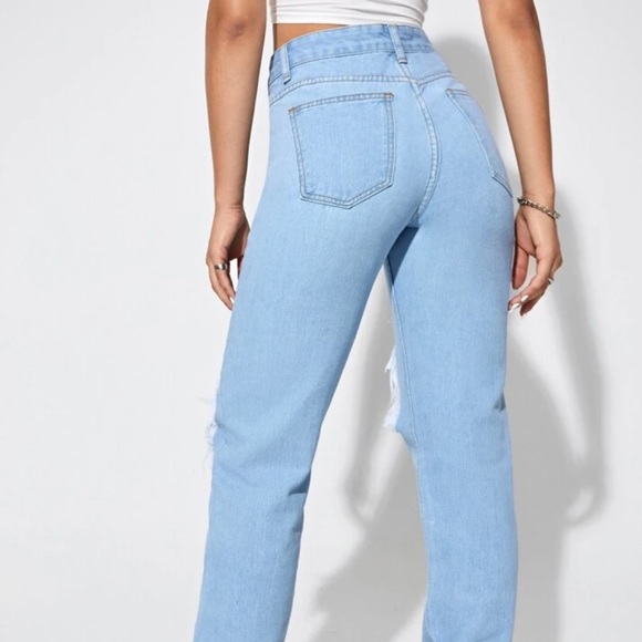 SHEIN boyfriend blue jeans - Picture 2 of 3